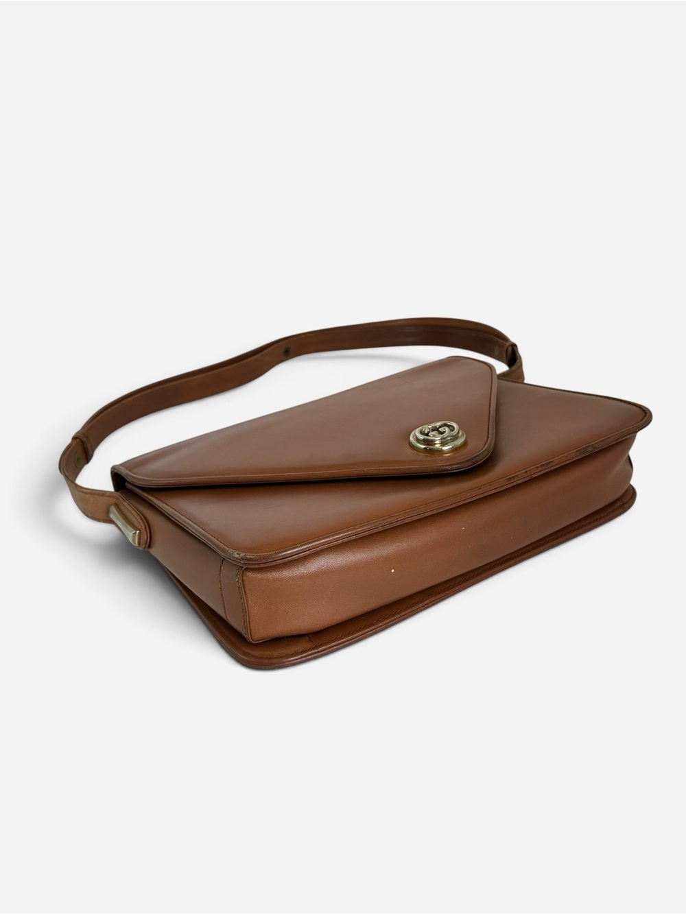 Gucci Tan Brown Leather Shoulder Bag with Gold Hardware - Picture 6 of 9